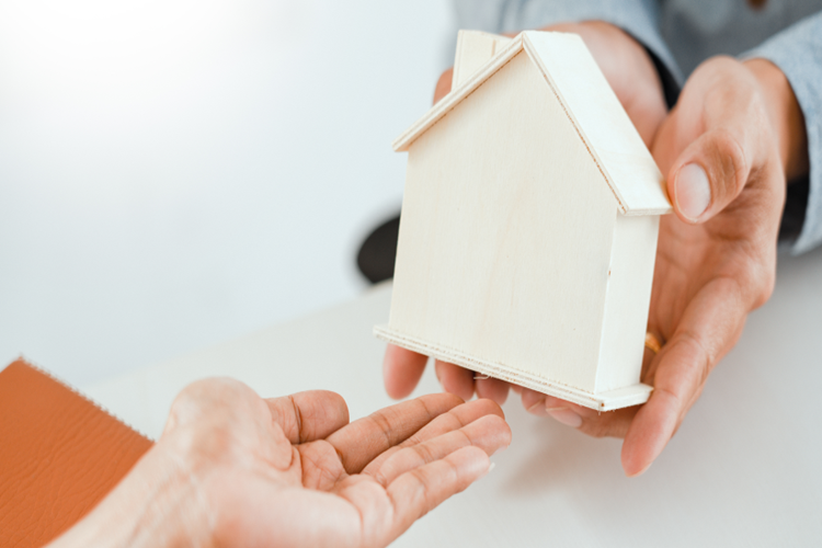 Looking for a Conveyancer VIC? Here’s Why You Need One Now